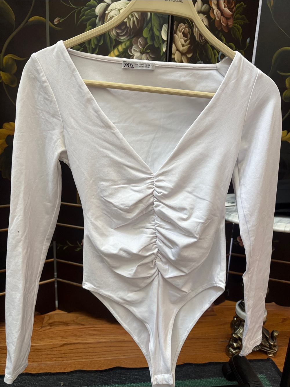 Zara White V-Neck Ruched Long-Sleeve Bodysuit